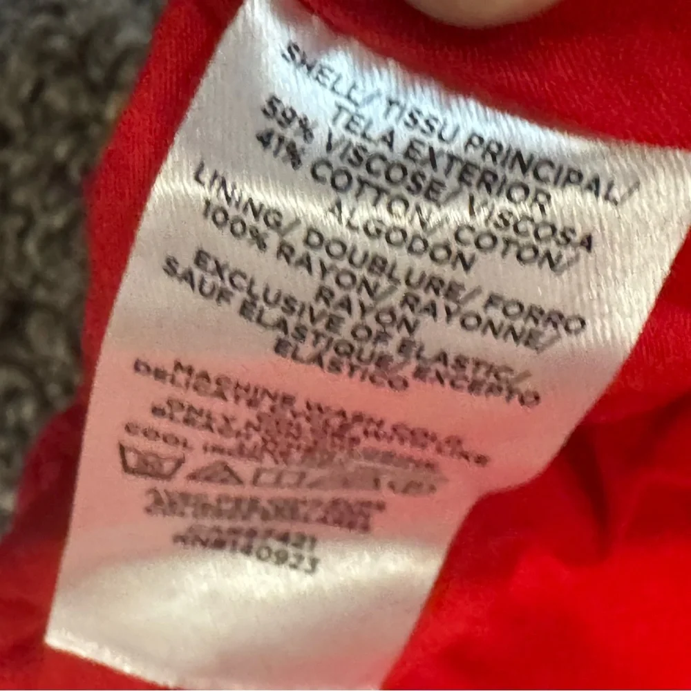 LOFT Red Top with White Heart Print - Picture 9 of 10